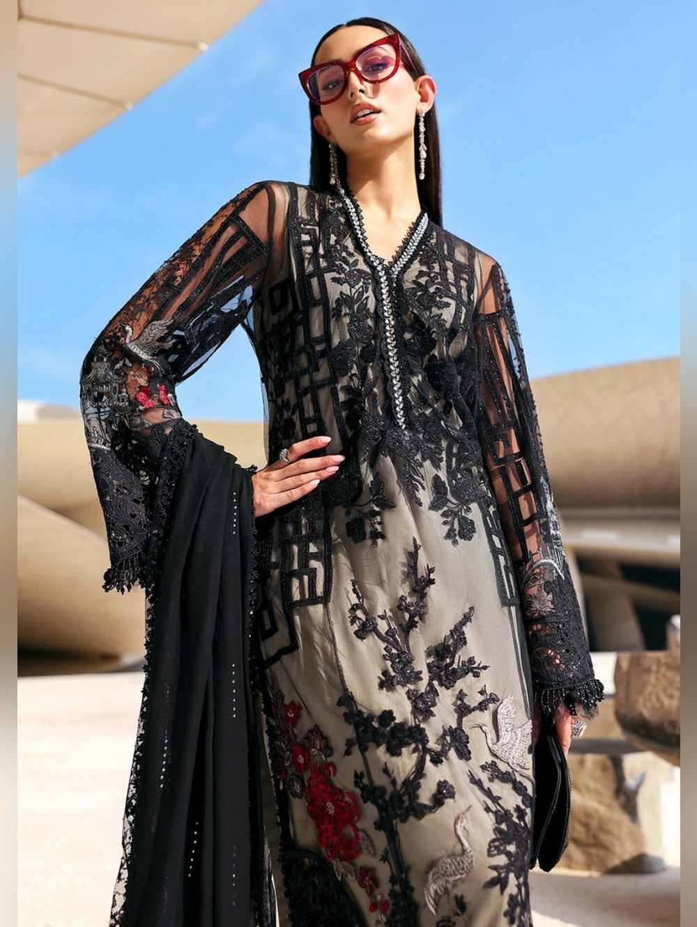 Premium Luxury Lawn '26 by Maria B 3 Piece - Brand New - Authentic - Picture 3 of 12